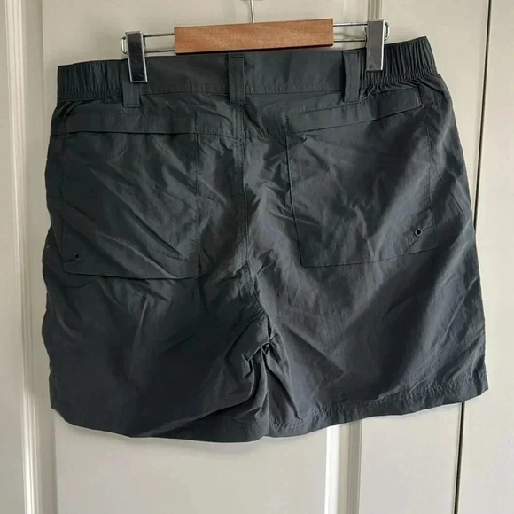 Red head shorts - Picture 2 of 4